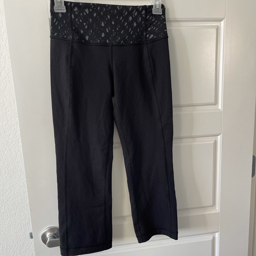 Lululemon crop pants